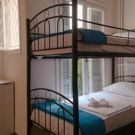 Apartment In Center Of Атина Екстериор снимка