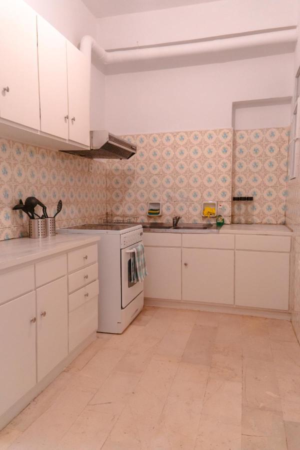 Apartment In Center Of Атина Екстериор снимка
