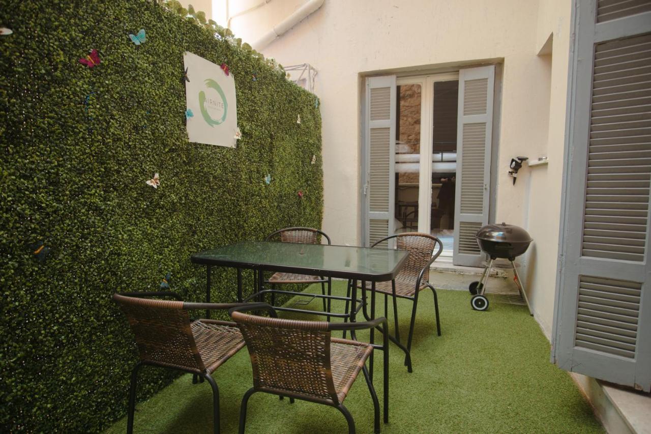 Apartment In Center Of Атина Екстериор снимка