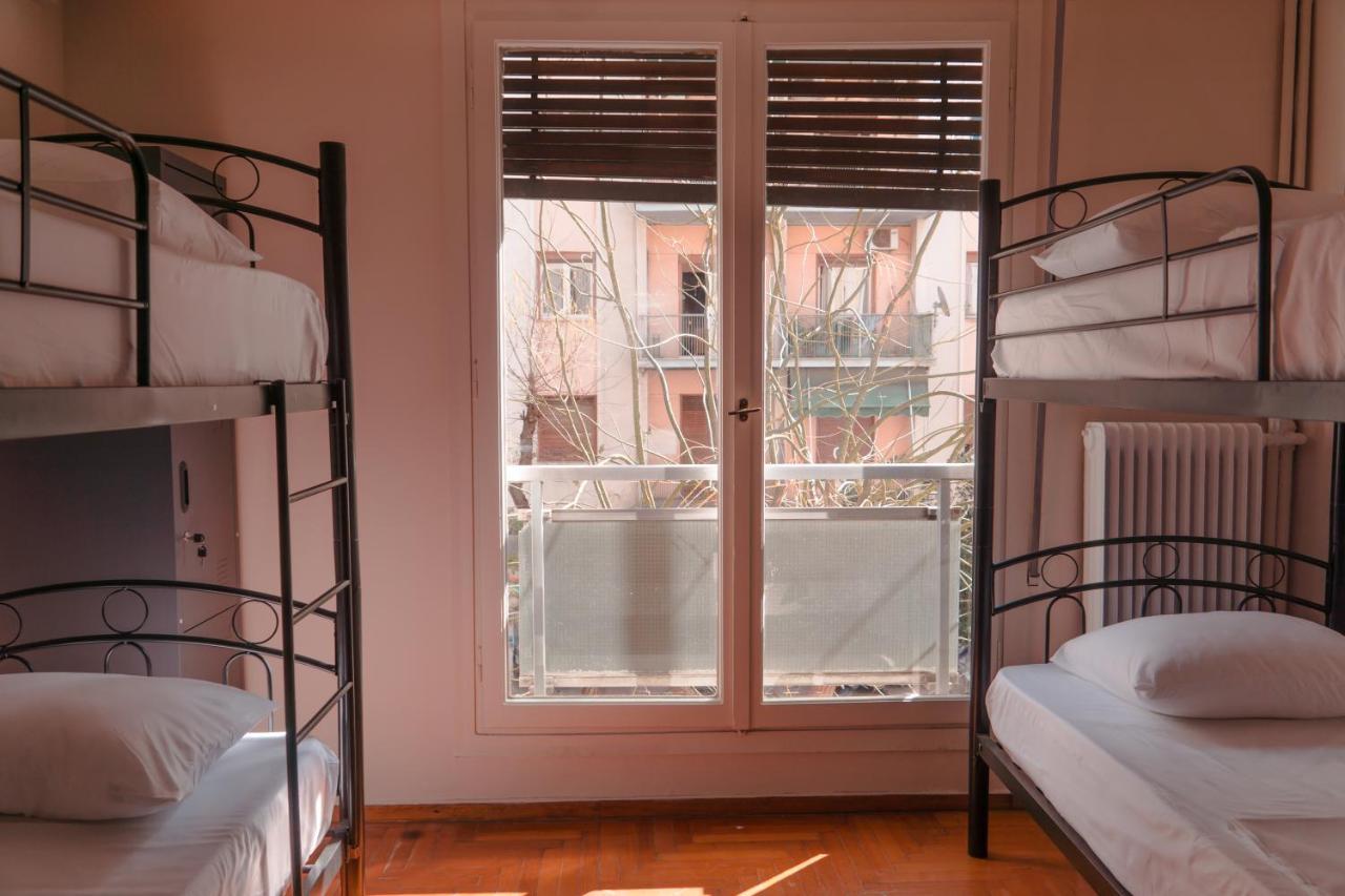 Apartment In Center Of Атина Екстериор снимка
