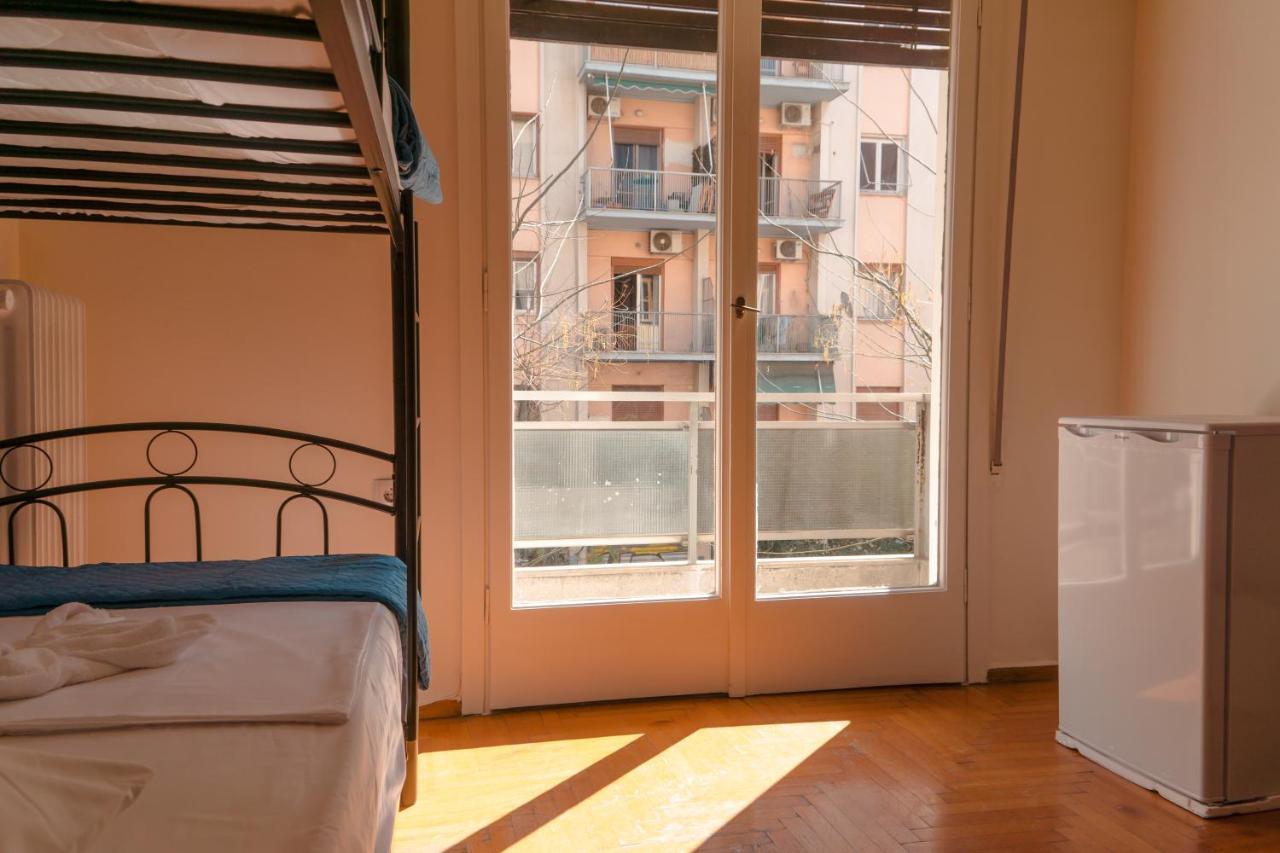 Apartment In Center Of Атина Екстериор снимка